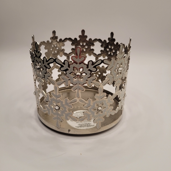 Bath & Body Works Accents Bath And Body Works Snowflake Christmas